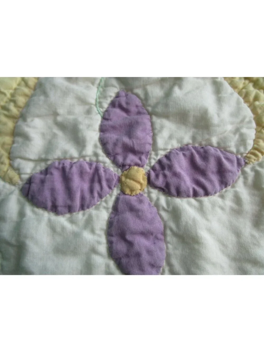 Tulip Wreath Floral Patchwork Quilt Pastel Yellow Purple Green Appliqué Damage